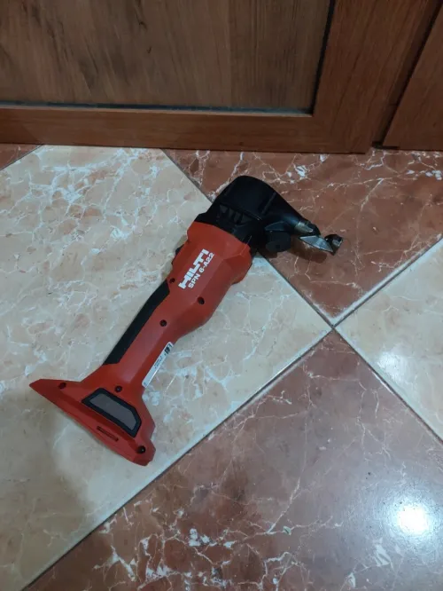 Grignoteuse Hilti SPN 6-A22 (Solo)