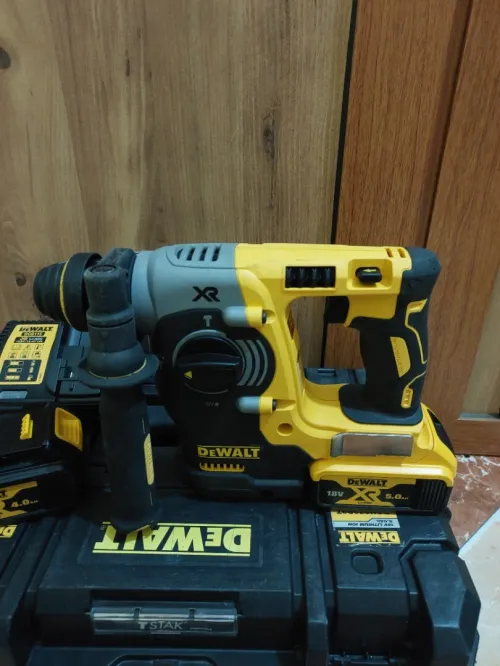 Perforateur Dewalt 18v 5Ah (BL-2021)