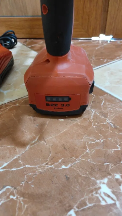 PINCE D'INJECTION DE CALFEUTRAGE SANS FIL Hilti CD 4-A22