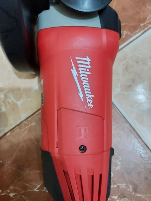 Meleuse Milwaukee 2200w