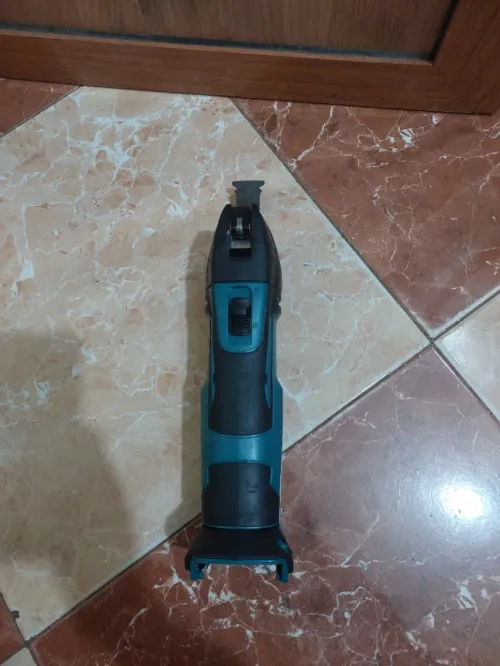 Multi-fonction Makita 18v (Solo)