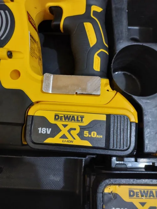 Perforateur Dewalt 18v 5Ah (BL-2021)