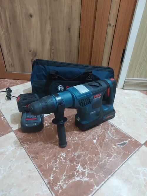 Perforateur Bosch SDS-MAX 18v 8Ah (BL-2021)