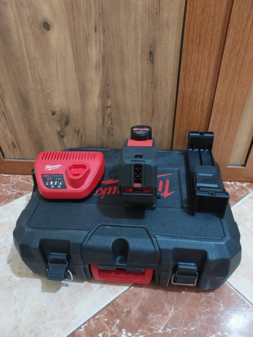 Niveau laser Milwaukee