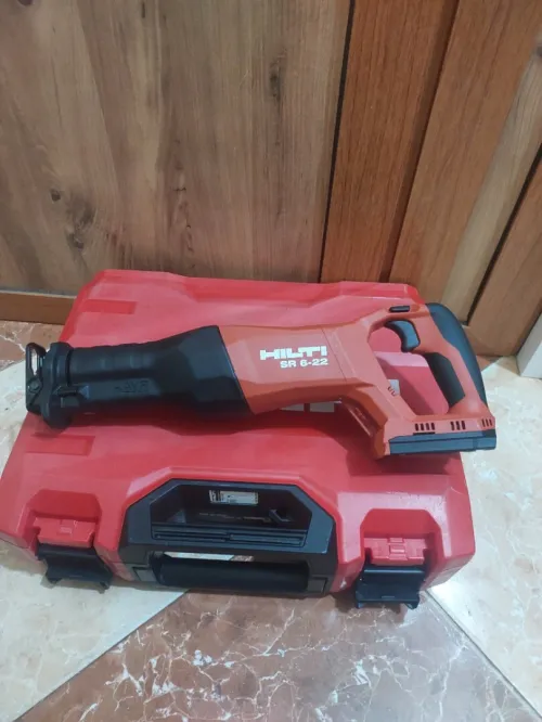 Scie sabre Hilti (NURON) - Solo