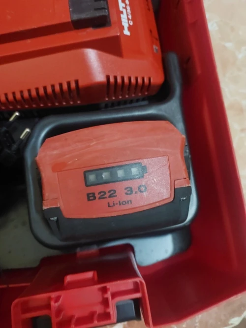 Cloueure Hilti BX 3