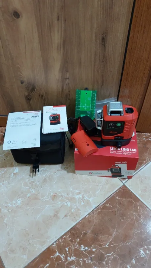 Niveau laser LEICA  3*360 (batterie & pille) - portée : 70m - 2022