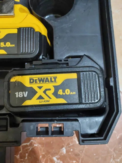 Perforateur Dewalt 18v 5Ah (BL-2021)