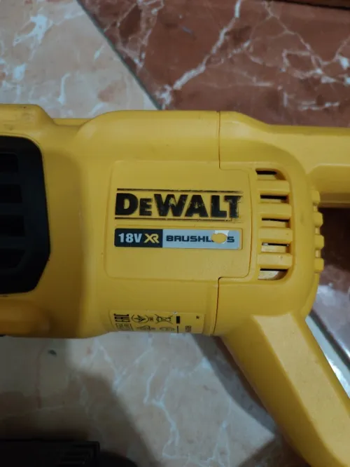 Perforateur Dewalt 18v 4Ah (Brushless)