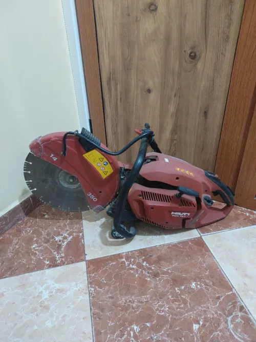 Découpeuse Hilti DSH 700-X 