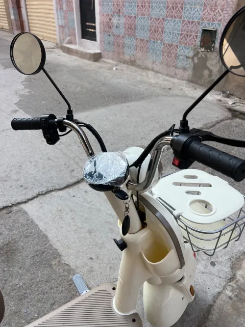 ebik دراجة كهربائية moto électrique Ebok scooter électrique 
