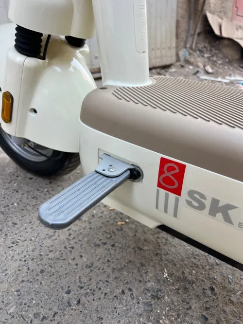 ebik دراجة كهربائية moto électrique Ebok scooter électrique 