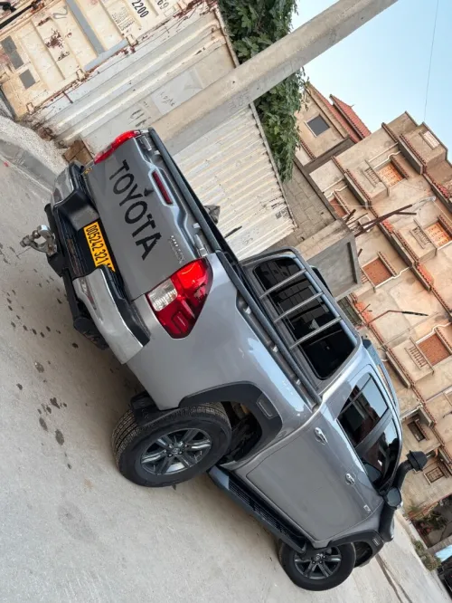 Toyota Hilux 2021 LEGEND DC 4x4