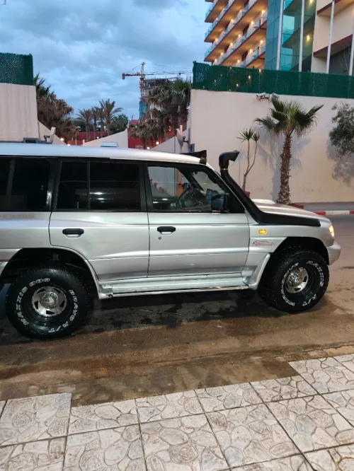 Mitsubishi Pajero 2000 Pajero