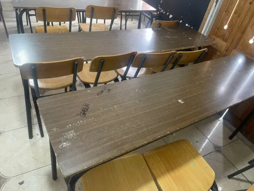 article bureau chaise et table