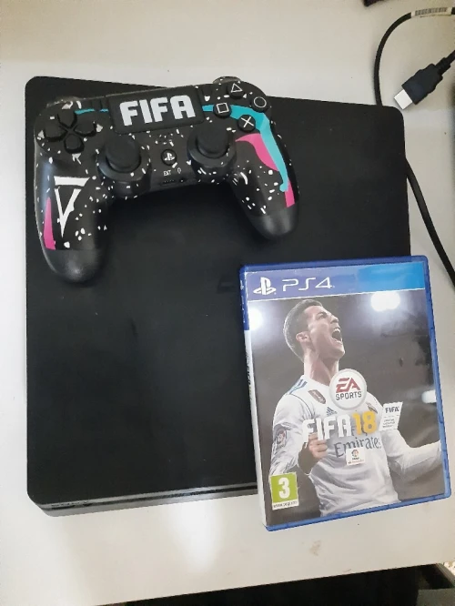 ps4 slim 1tb online and cd fifa 18 فيه كونت تع fc 25