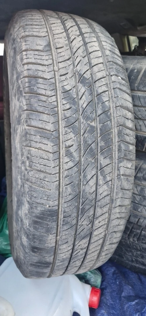 4 jantes et pneus 215x70x15
