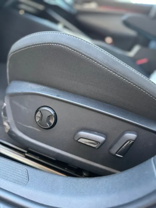 Volkswagen Golf 8 2025 R Black Edition 