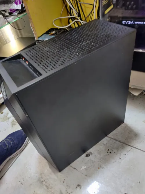 PC Gamer Ryzen 7 3700x8-core / RAM 16Go / SSD 256Go hdd 1T/ RTX 2070 8Go