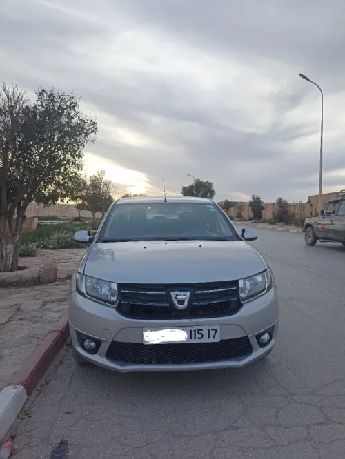 Dacia Logan 2015 