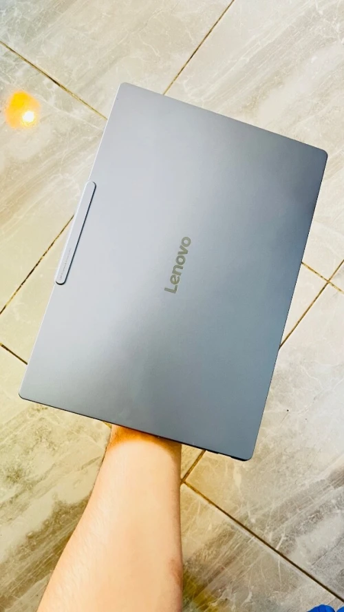 Lenovo yoga slim 7i (Aura Edition)