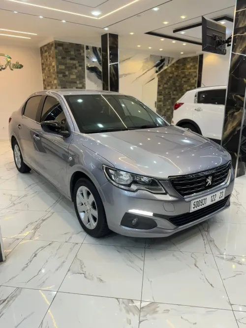 Peugeot 301 2022 Allure