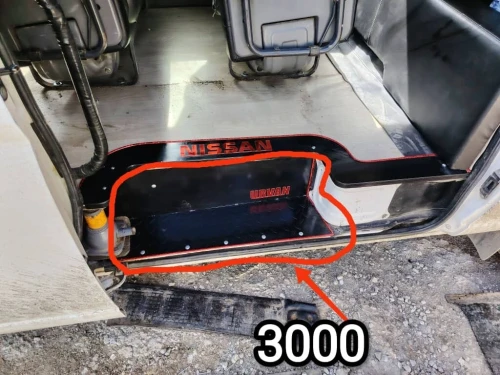 Packs nissan Urvan 2010