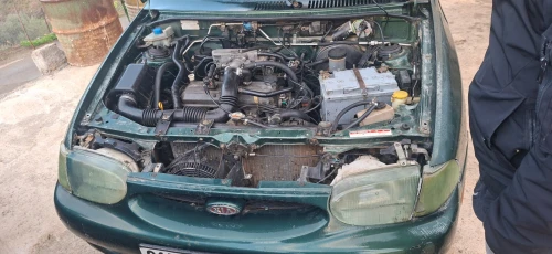 Kia Avella 2000 1.5 essence/ gpl