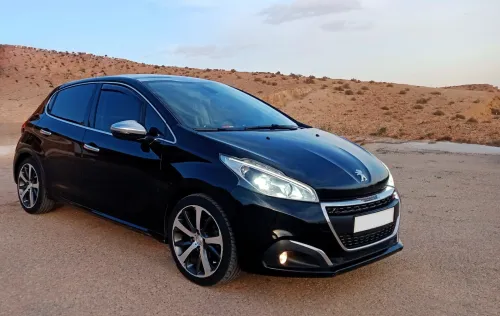 Peugeot 208 2016 
