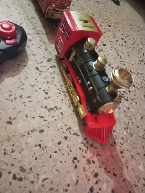 Train a vapeur électrique