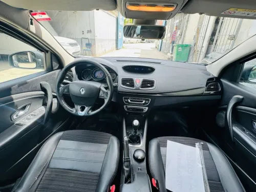 Renault Megane 3 2016 New Play
