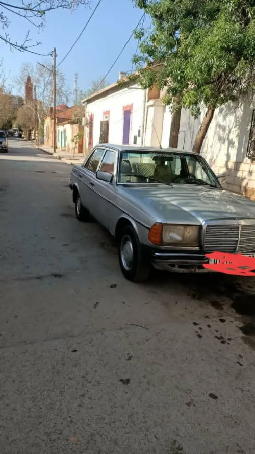 Mercedes Classe E 1982 Classe E