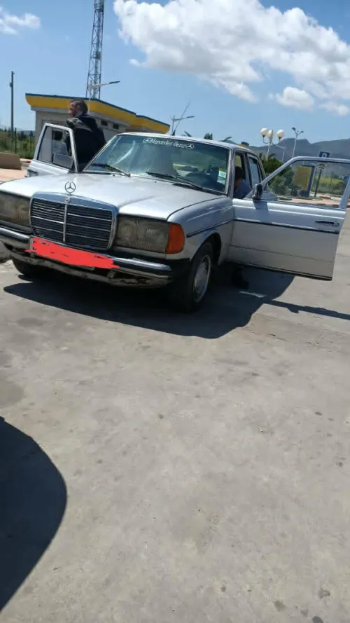 Mercedes Classe E 1982 Classe E
