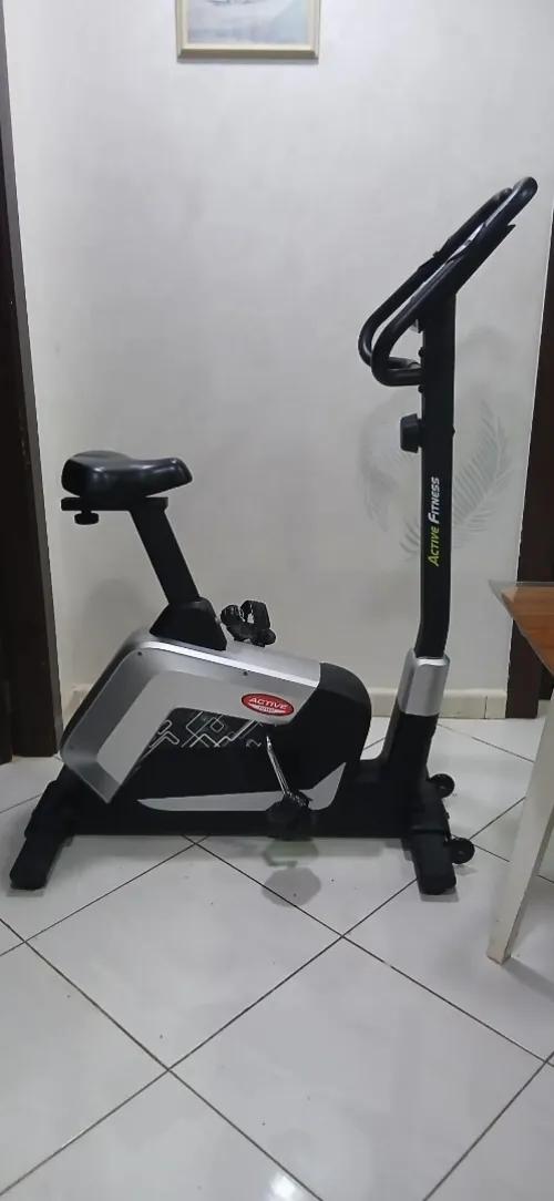 Vélo fixe d'intérieur