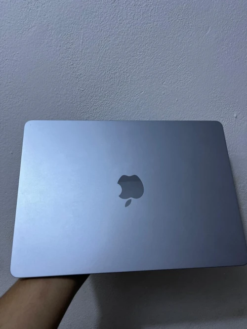 MACBOOK AIR M4 16 GB RAM 256 SSD 13.6" CYCLE 10 