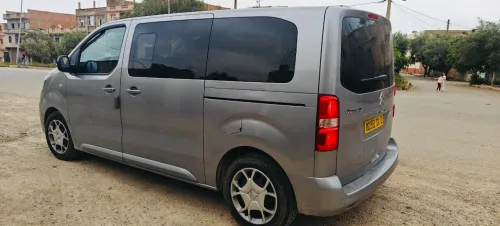 Citroen Jumpy 2024 9 places