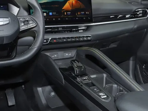 Geely Coolray 2025 Auto