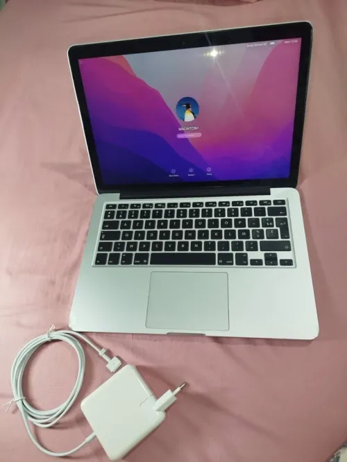 MacBook Pro (Retina, 13-inch, Early 2015)