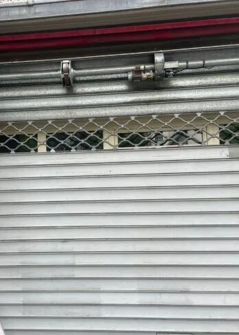 rideau , reparation & métallique electrique  vollé & fenêtre & portail électrique