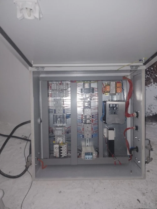 2 groupes electrogène+couvoir