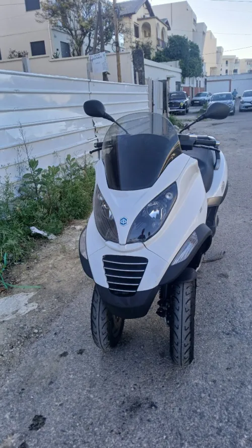 piaggio piaggio mp3 250 2009