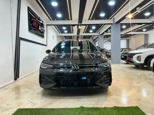 Volkswagen Golf 8.5 2025 
