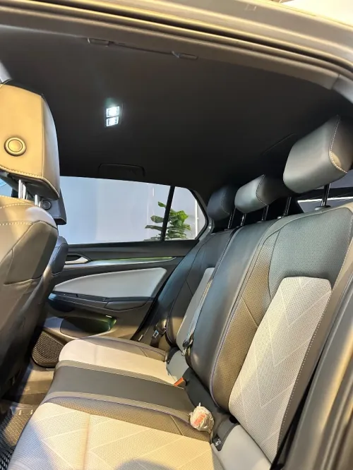 Volkswagen Golf 8.5 2025 