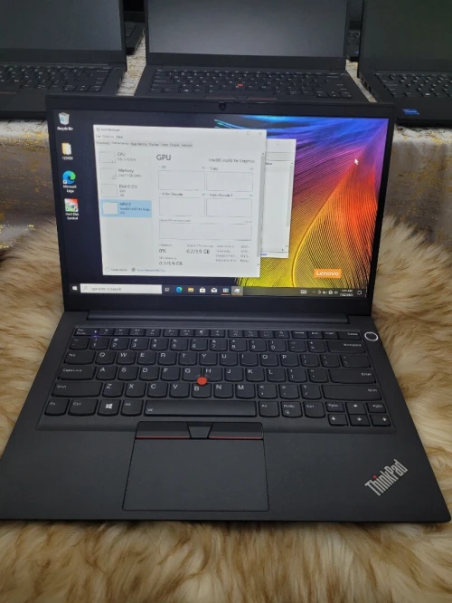 LENOVO THINKPAD E14 / 11th I5-1135G7 / 8Go DDR4 / 256SSD / 14 FHD