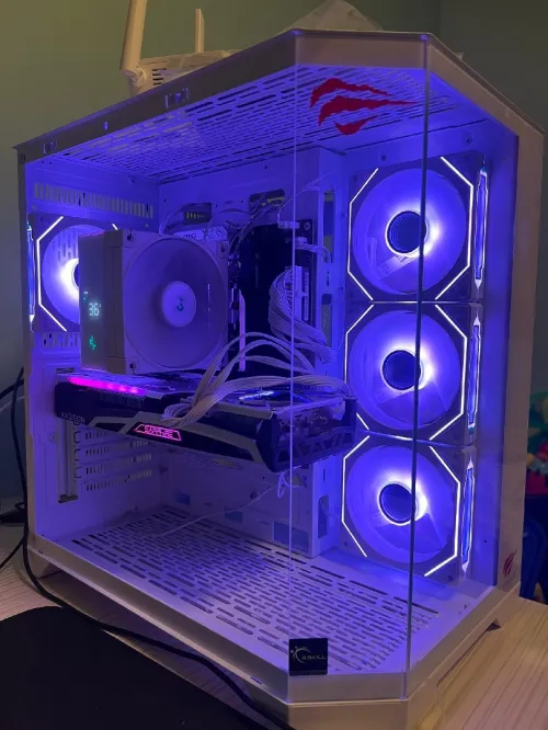Pc gamer  i514eme 14400 rx6700xt 32gb ram