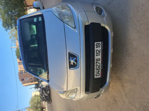 Peugeot Partner 2012 Tepee