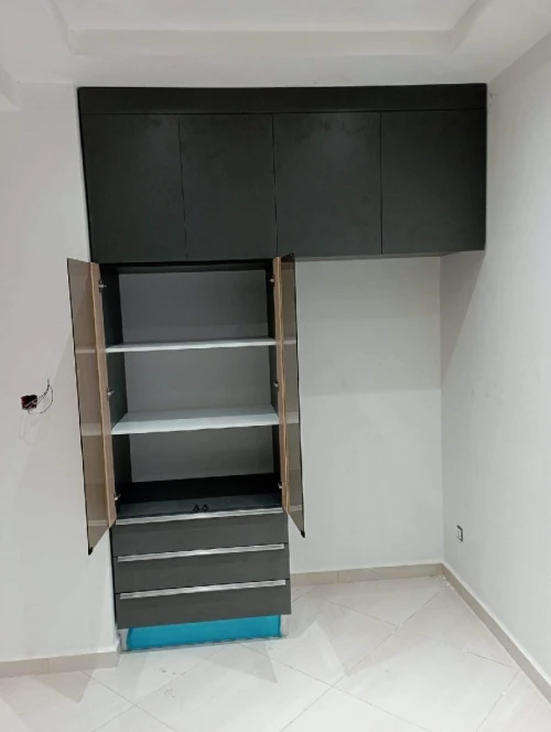 Fabrication et vente placards et dressing moderne sur mesure 