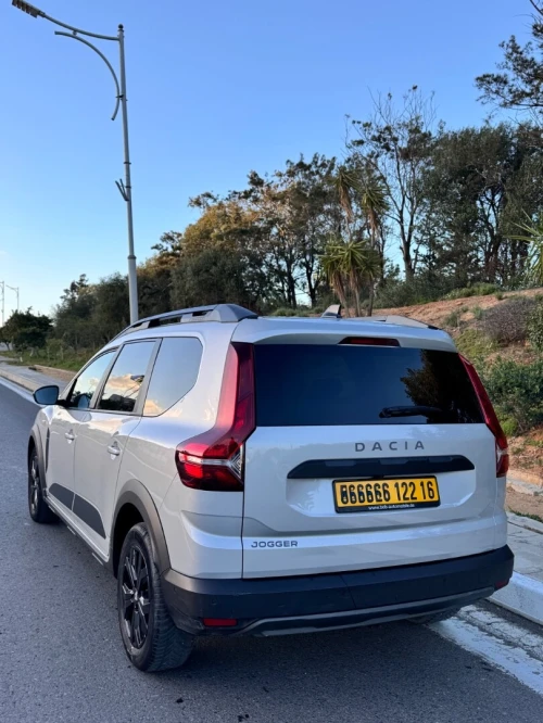 Dacia Jogger 2022 Xterm black edition limitée
