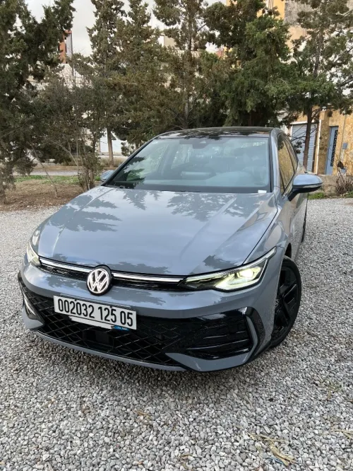 Volkswagen Golf 8 2025 R-Line
