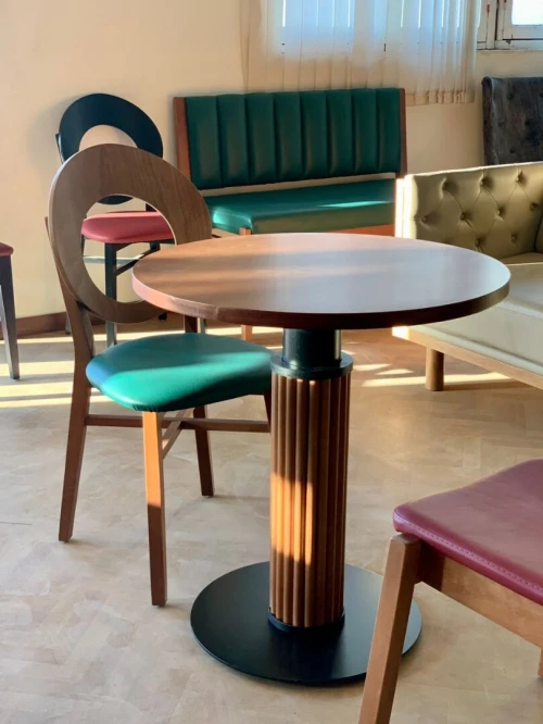 Chaise Bistrot Restaurant / Caféteria en HÊTRE